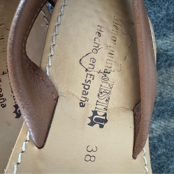 Coastal Bohemian Menorquina Avarca Spain Leather Sandals Size 38 Flats Vacation - Picture 8 of 9